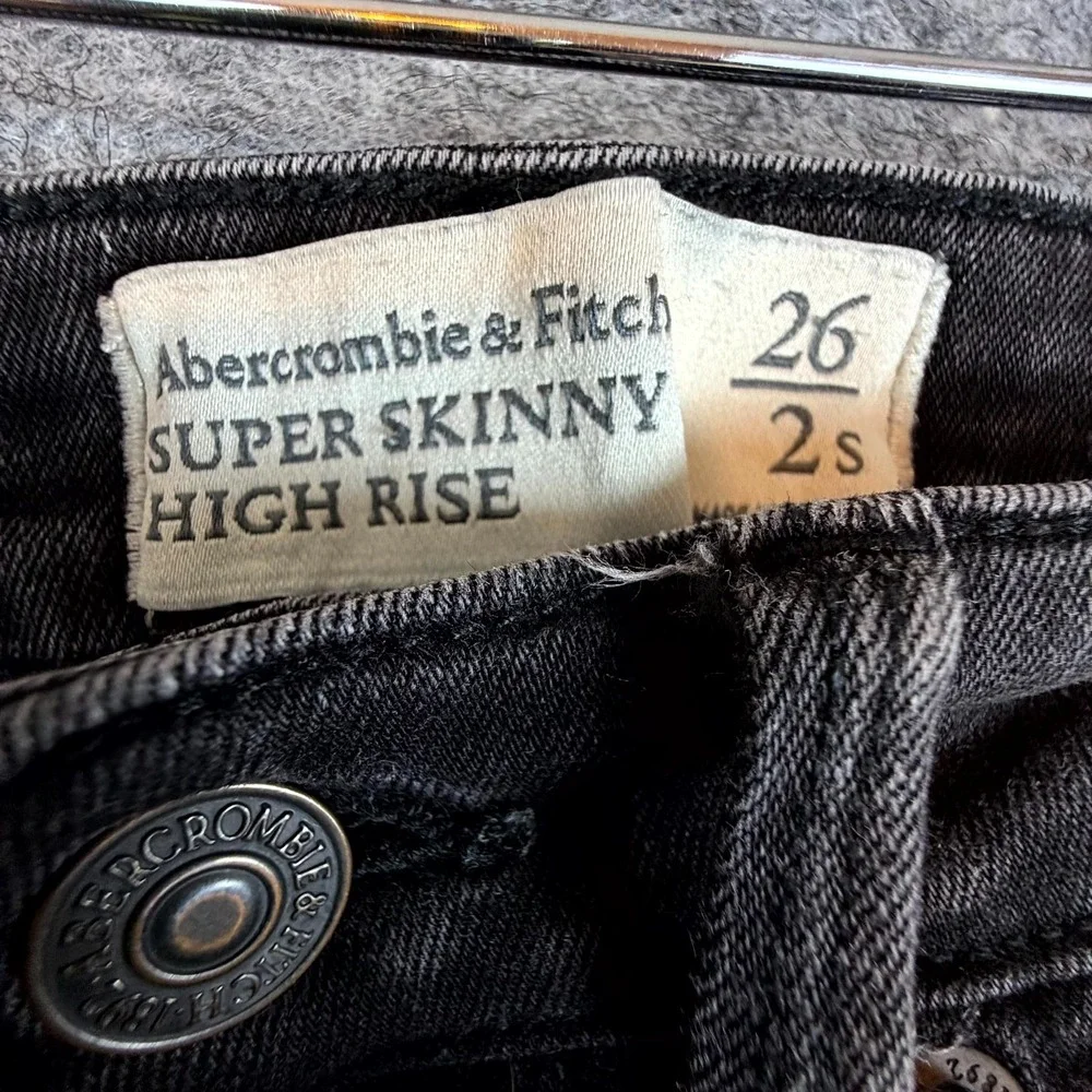 Abercrombie & Fitch clothing sizes